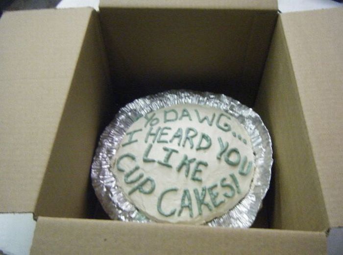 Never Send Cakes by Post (7 pics)