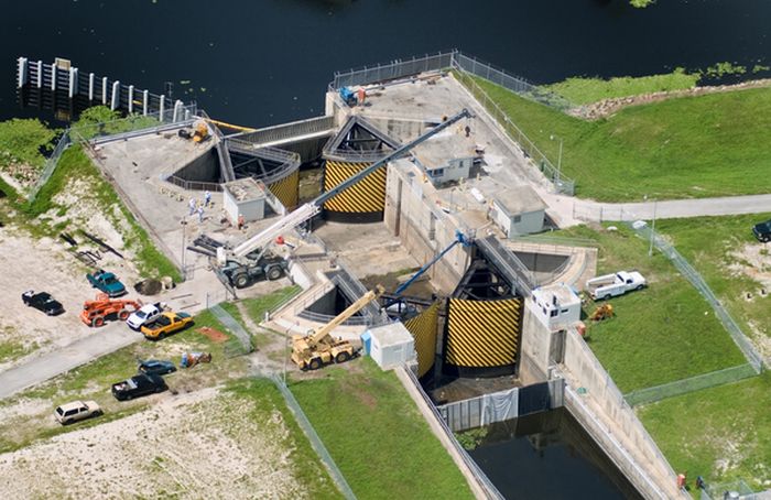 Aerial Construction Photography (20 pics)