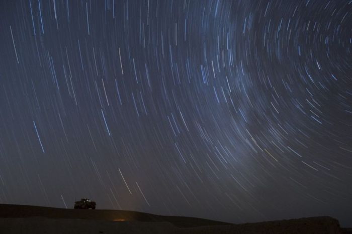 Soldiers at Night (21 pics)