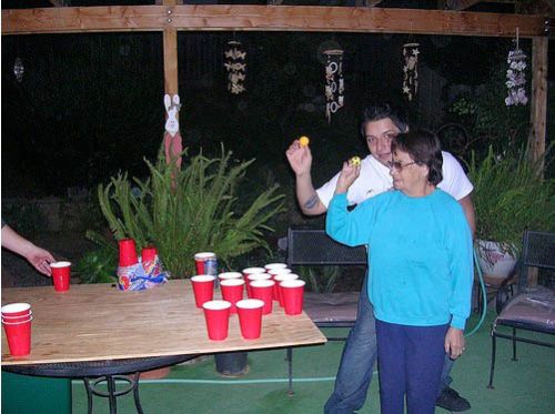 Grandmas Playing Beer Pong (22 pics)