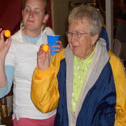 Grandmas Playing Beer Pong (22 pics)