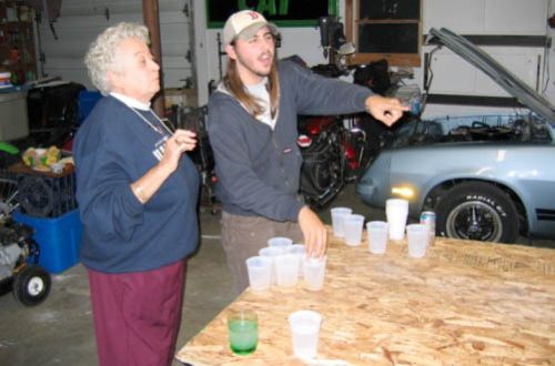 Grandmas Playing Beer Pong (22 pics)