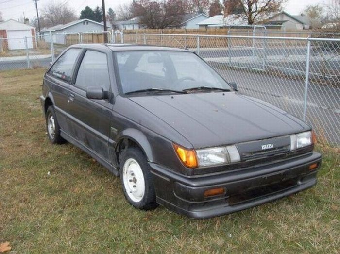 Celebrity First Cars (12 pics)