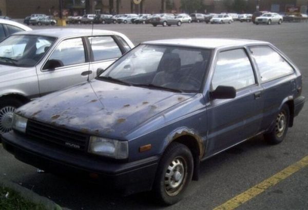Celebrity First Cars (12 pics)
