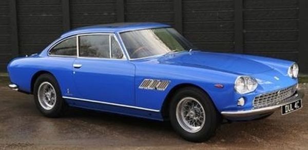 Celebrity First Cars (12 pics)