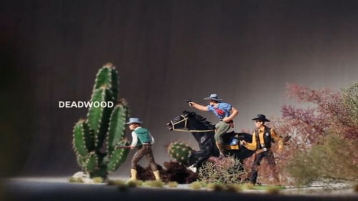 Some of Our Favorite TV Series in Miniature (17 pics + video)