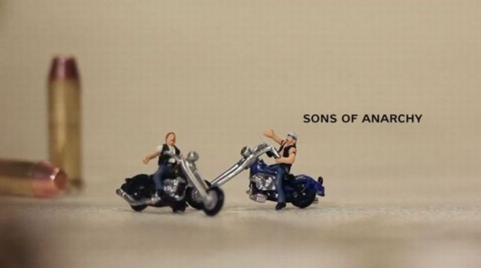 Some of Our Favorite TV Series in Miniature (17 pics + video)