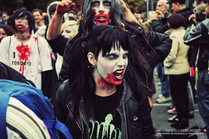 Toronto Zombie Walk (35 pics)