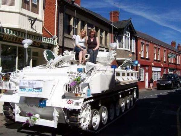 Wedding Tank (18 pics)