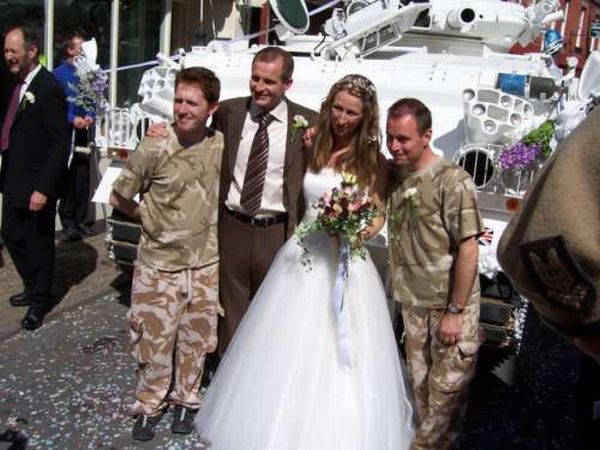 Wedding Tank (18 pics)