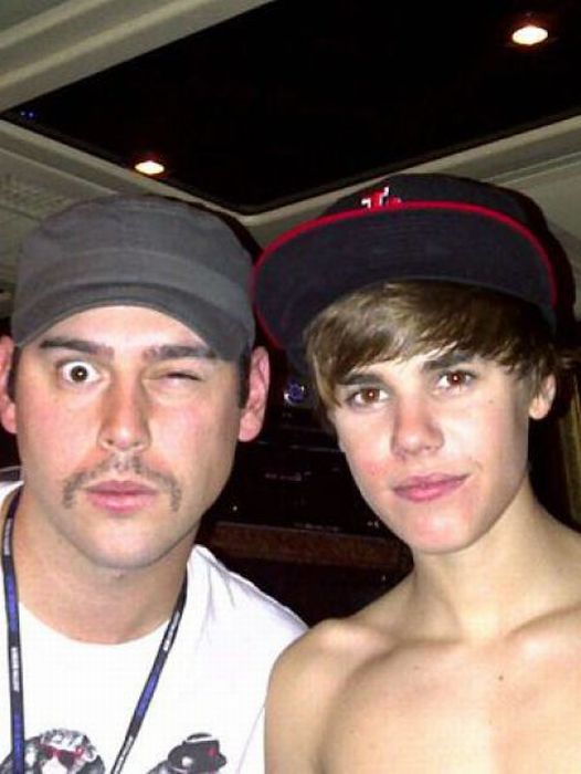 Twitpics Tweeted by Celebrities (75 pics)