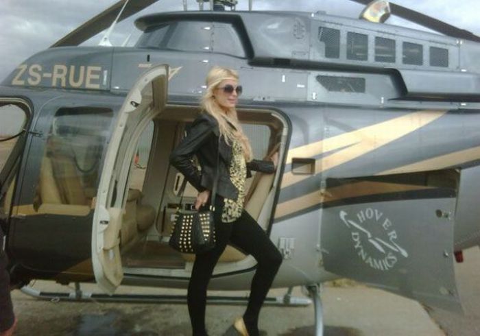 Twitpics Tweeted by Celebrities (75 pics)