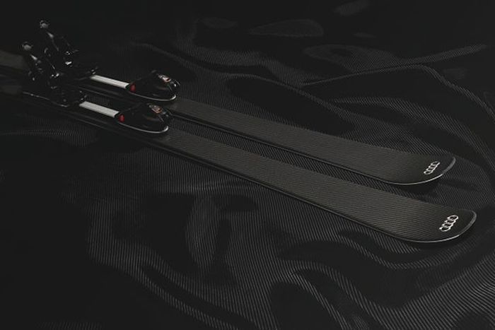 Audi Carbon Ski Concept (11 pics)