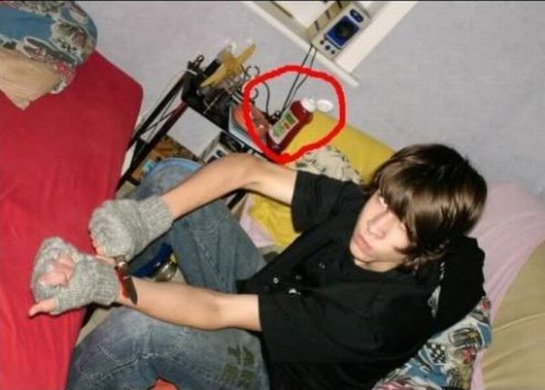 Funny Emo Photos (29 pics)