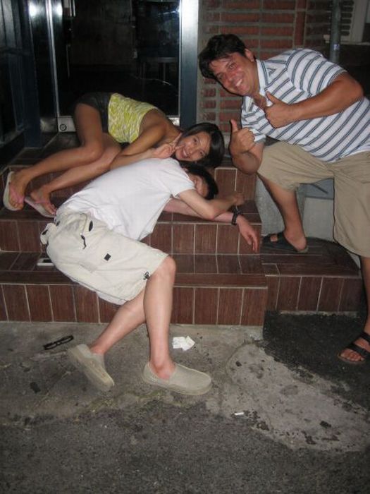 How the Koreans Party on Fridays (59 pics)