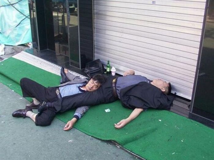 How the Koreans Party on Fridays (59 pics)