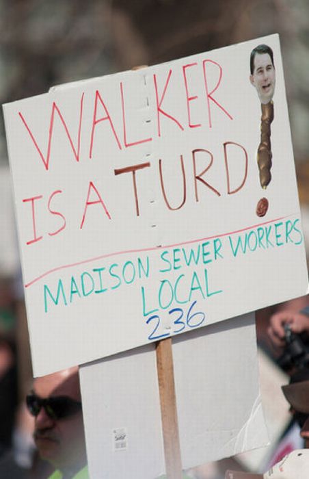 Best Protest Signs At The Wisconsin Capitol (45 pics)