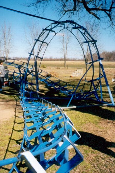 Homemade Roller Coaster (24 pics)