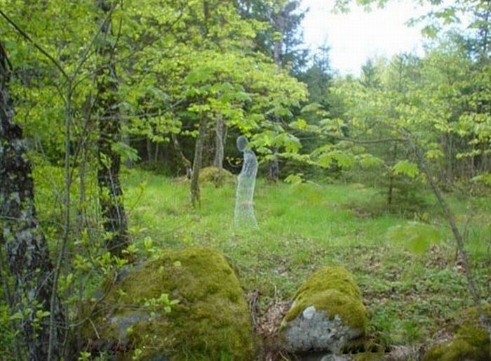 How to Make a Real Life Ghost illusion (9 pics)