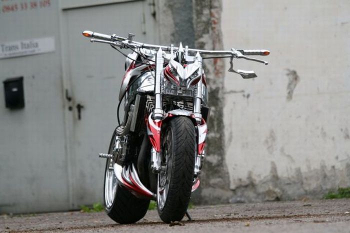 Impressive Streetfighter Style Bikes (132 pics)