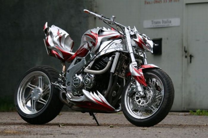 Impressive Streetfighter Style Bikes (132 pics)