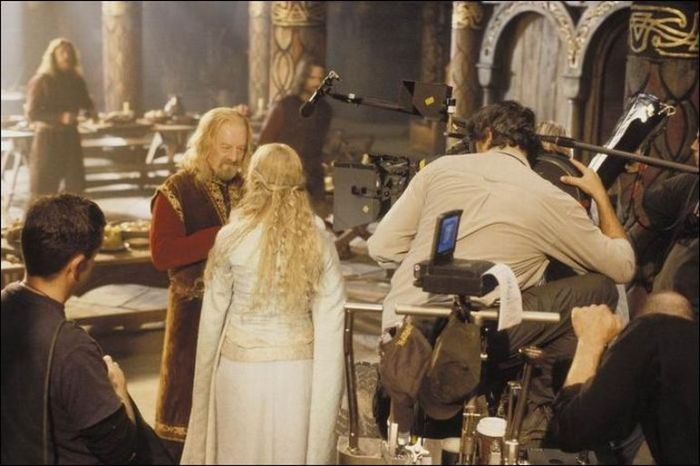 Photos from the Set of Lord of the Rings (50 pics)