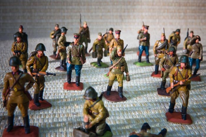 Plasticine Army (70 pics)