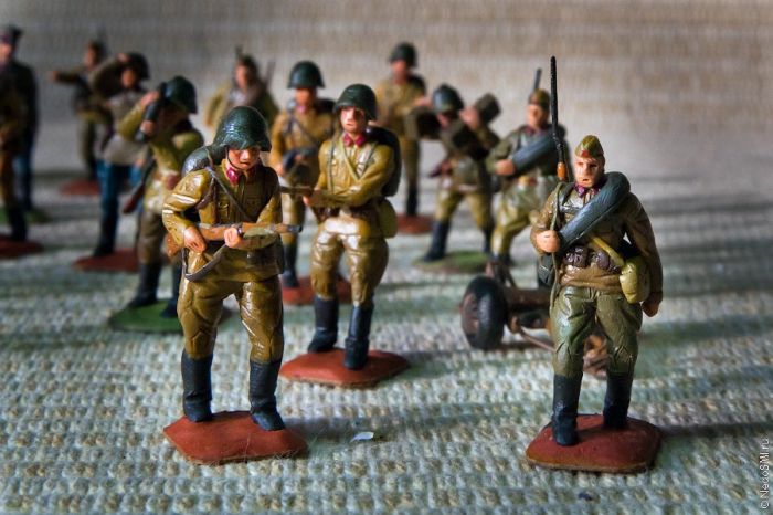 Plasticine Army (70 pics)