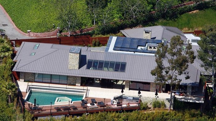 Inside Jennifer Aniston's $42 Million Beverly Hills Home (10 pics)