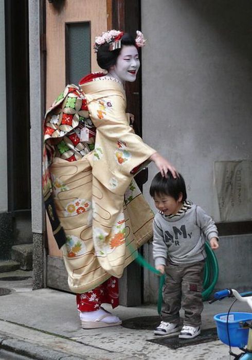 Acid Picdump (93 pics)