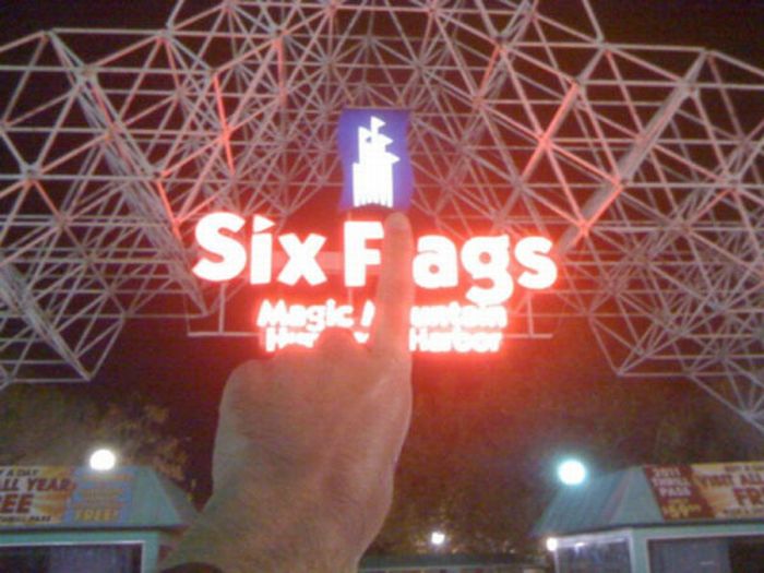 Fun with Signs (53 pics)
