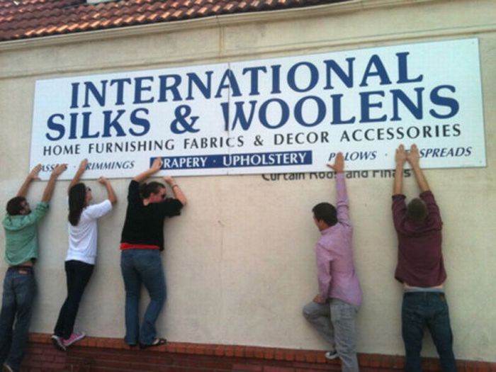 Fun with Signs (53 pics)