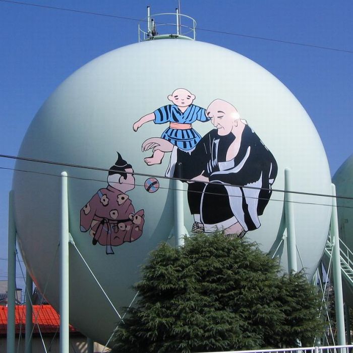 Decorated Gas Tanks in Japan (21 pics)