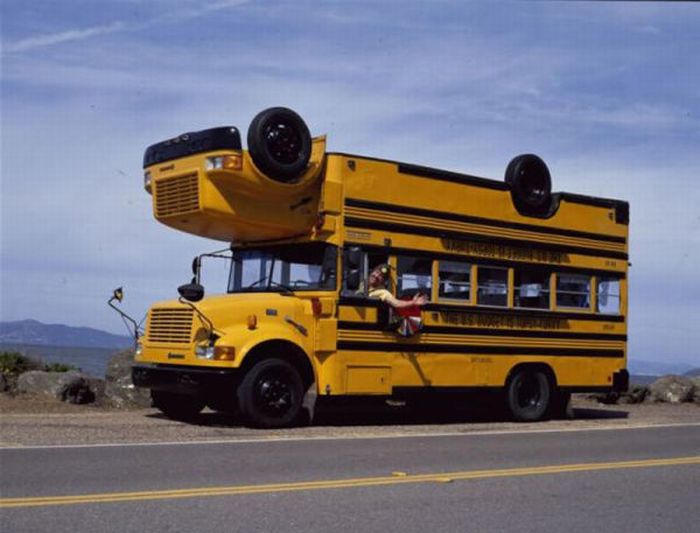 Double-Decker School Bus (7 pics)