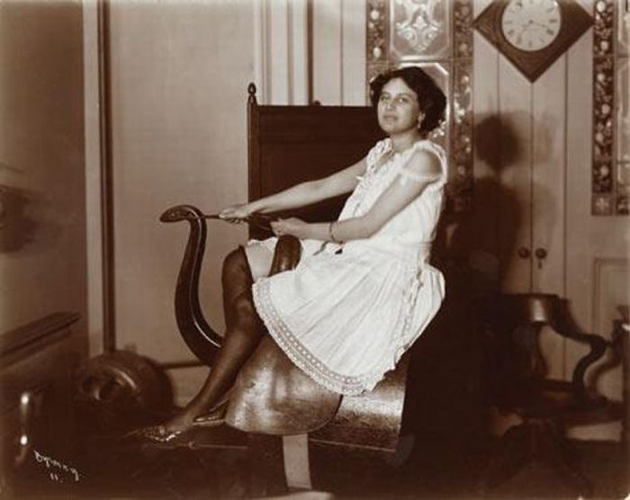 Outdated Exercisers (8 pics)