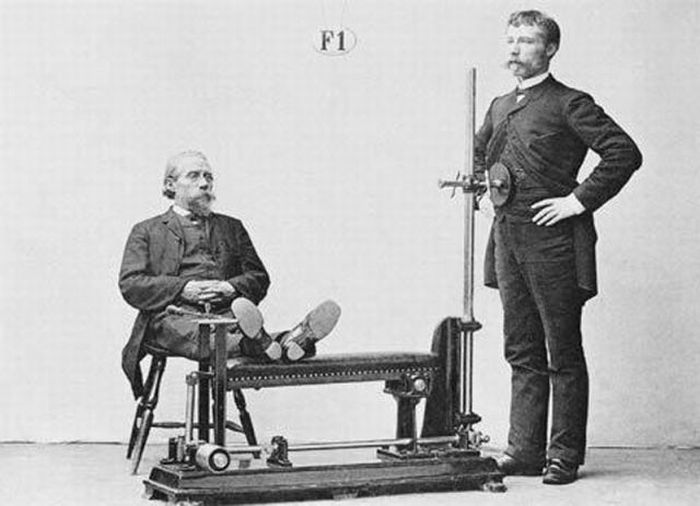 Outdated Exercisers (8 pics)