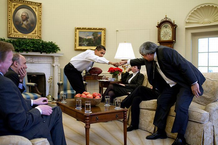 Fist-Bumping Obama (10 pics)