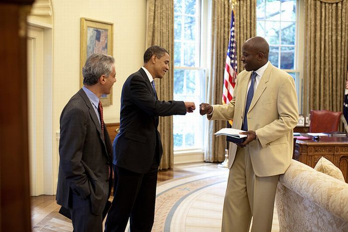 Fist-Bumping Obama (10 pics)