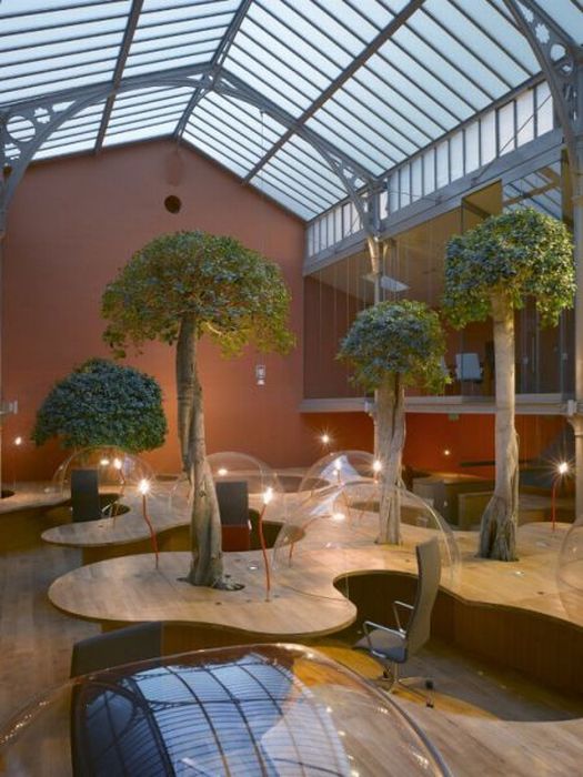 Extra Terrestrial Office (17 pics)