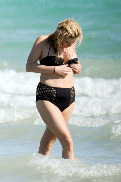 Ke$ha Gained Some Extra Weight (11 pics)