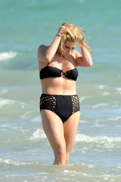 Ke$ha Gained Some Extra Weight (11 pics)