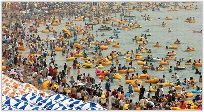 Beach in South Korea (12 pics)