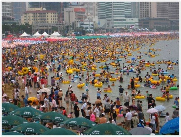 Beach in South Korea (12 pics)