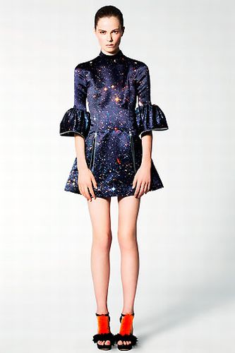 All the Beauty of Space on Your Dress (46 pics)