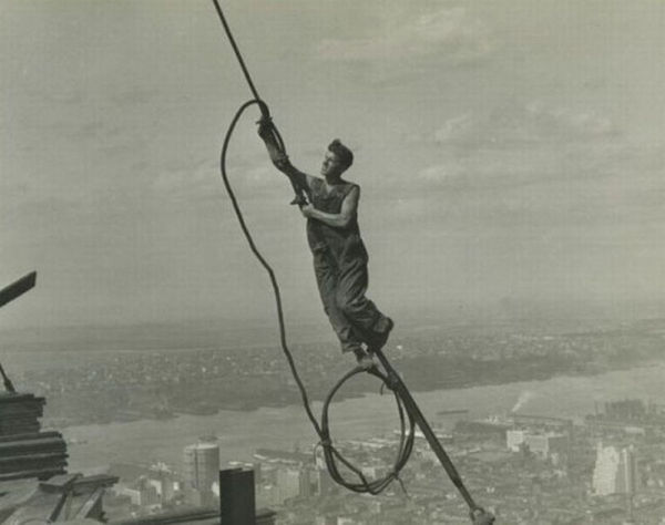 Fearless Men Risk Life on Duty (73 pics)