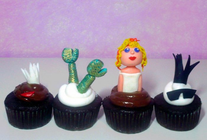 Lady Gaga Cakes (25 pics)