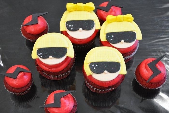 Lady Gaga Cakes (25 pics)