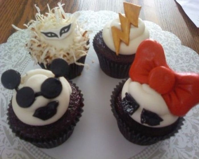 Lady Gaga Cakes (25 pics)