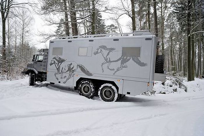 Mercedes-Benz Hunter X6 (24 pics)
