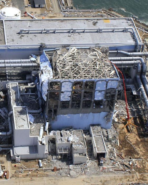 Fukushima Daiichi Nuclear Power Plant (60 pics)